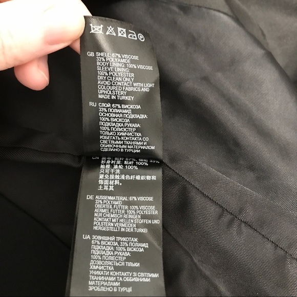 Reiss Kendra Blazer Jacket in Black - Picture 7 of 7